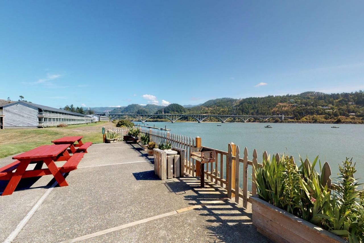 Riverview Retreat Gold Beach Exterior foto